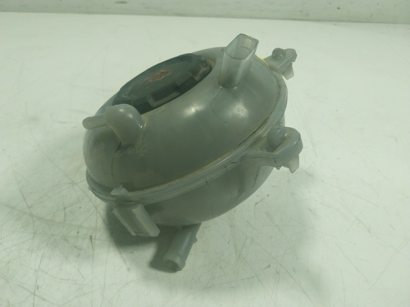 Recambio de deposito expansion para seat ateca (kh7) fr go referencia OEM IAM 5Q0121407M 5Q0121407AA 