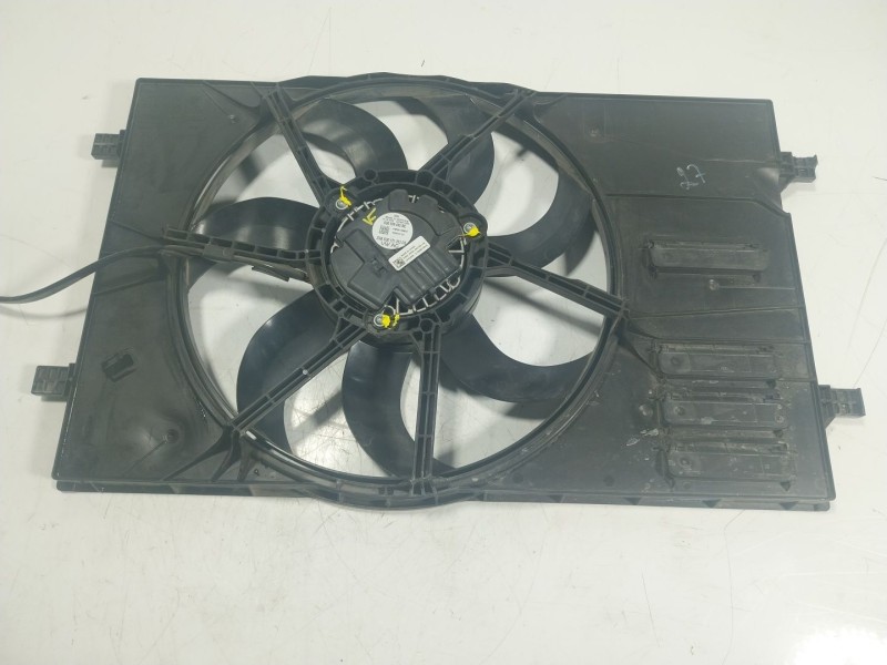Recambio de electroventilador para seat ateca (kh7) fr go referencia OEM IAM 5Q0121203DS 5Q0121203DS 