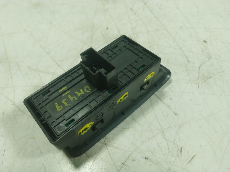 Recambio de mando elevalunas delantero izquierdo para seat ateca (kh7) fr go referencia OEM IAM 5G0959857EWZU 5G0959857E 