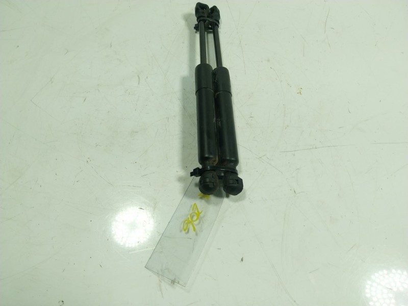 Recambio de amortiguador capot para renault zoe 68 kw referencia OEM IAM   