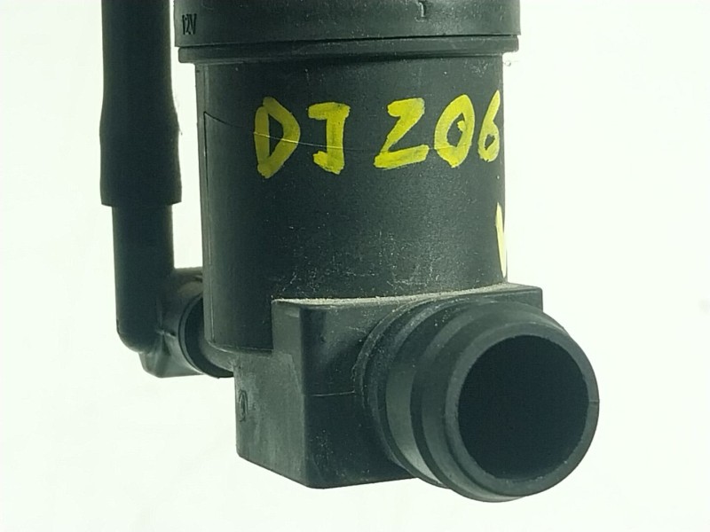 Recambio de bomba limpia para renault zoe 68 kw referencia OEM IAM   