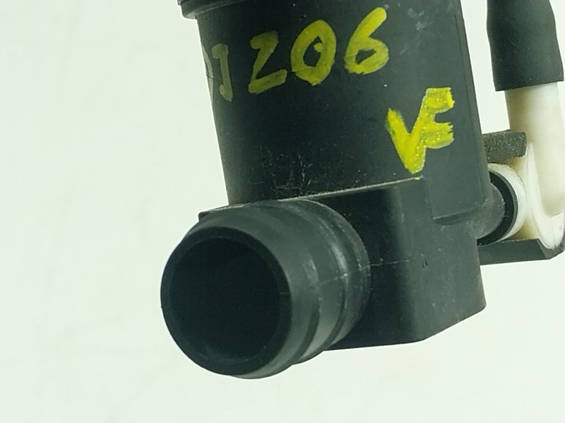 Recambio de bomba limpia para renault zoe 68 kw referencia OEM IAM   