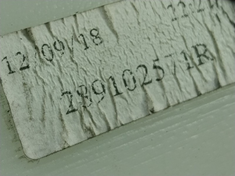 Recambio de deposito limpia para renault zoe 68 kw referencia OEM IAM  289102571R 