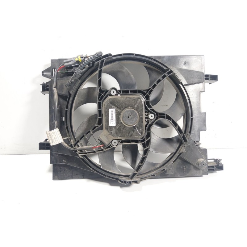 Recambio de electroventilador para renault zoe 68 kw referencia OEM IAM  945002400 