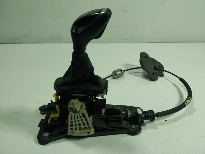 Recambio de palanca cambio para renault zoe 68 kw referencia OEM IAM  341040598R 