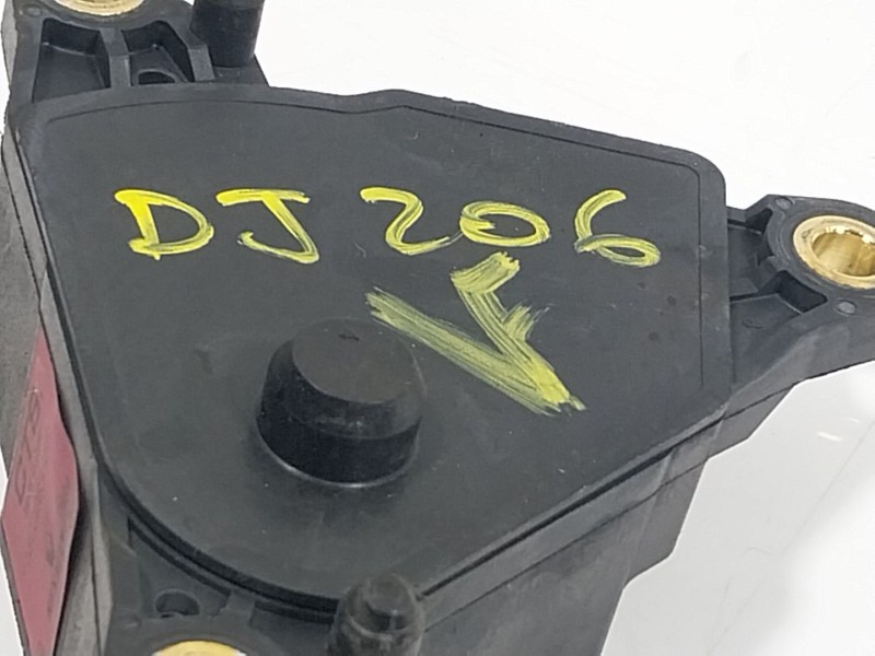 Recambio de potenciometro pedal para renault zoe 68 kw referencia OEM IAM  180026336R 