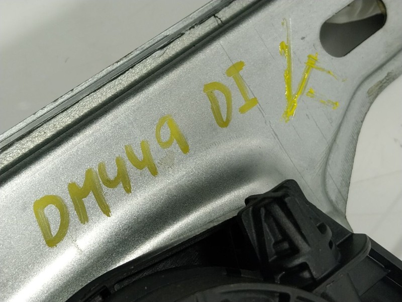 Recambio de elevalunas delantero izquierdo para renault megane iv berlina 5p 1.3 tce referencia OEM IAM 807215959R  