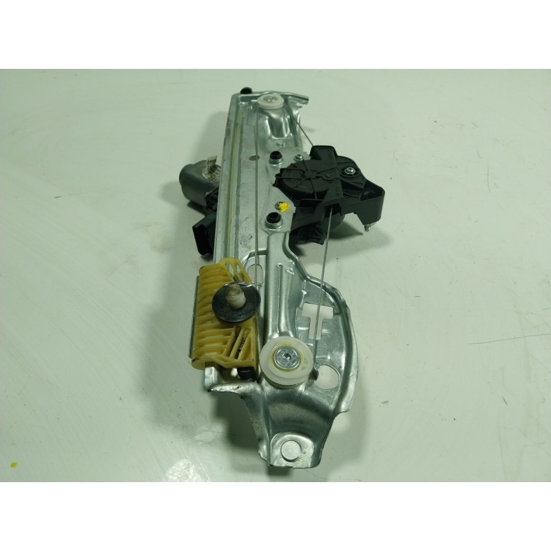 Recambio de elevalunas trasero derecho para renault megane iv berlina 5p 1.3 tce referencia OEM IAM 827209091R 827209091 