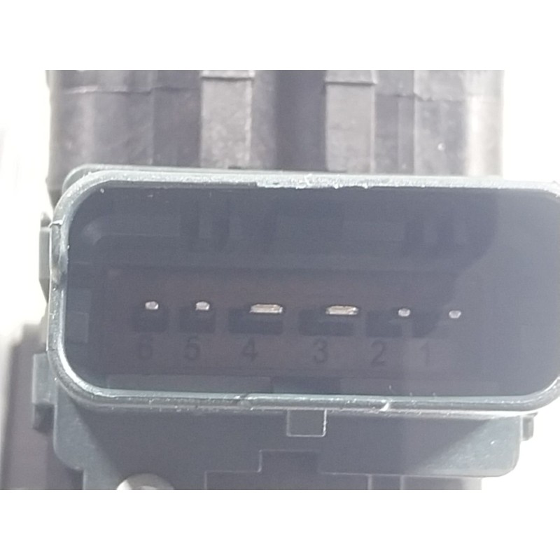 Recambio de elevalunas trasero izquierdo para renault megane iv berlina 5p 1.3 tce referencia OEM IAM 827218403R 827218403R 