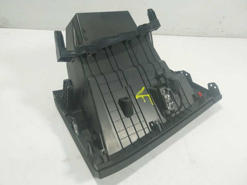 Recambio de guantera para renault arkana referencia OEM IAM   