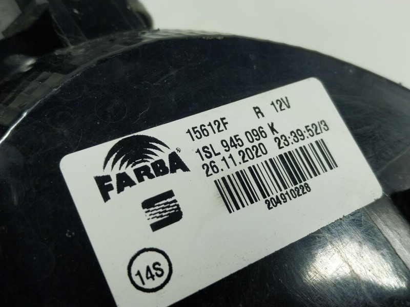 Recambio de piloto trasero derecho para seat mii (kf1) electric referencia OEM IAM  1SL945096 