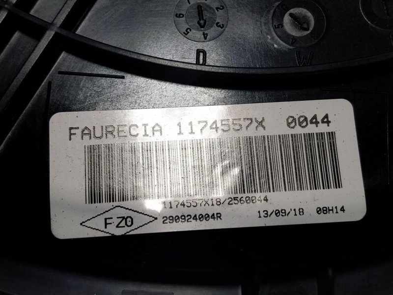 Recambio de motor calefaccion para renault zoe 68 kw referencia OEM IAM  290924004R 