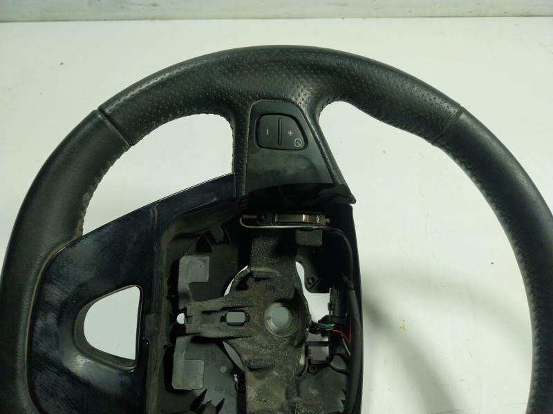 Recambio de volante para renault zoe 68 kw referencia OEM IAM  4840054606R 