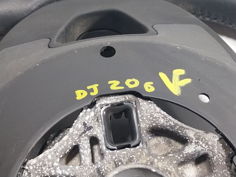 Recambio de volante para renault zoe 68 kw referencia OEM IAM  4840054606R 