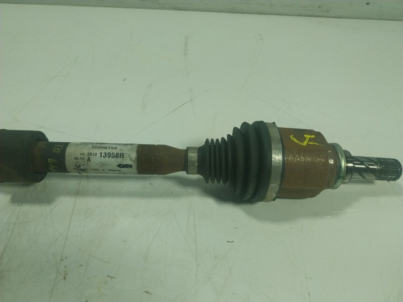 Recambio de transmision izquierda para renault megane iv berlina 5p 1.3 tce referencia OEM IAM 391013958R 391013958R 