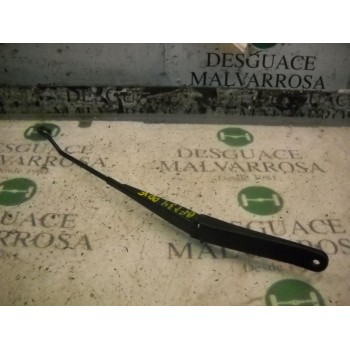 BRAZO LIMPIA DELANTERO DERECHO 