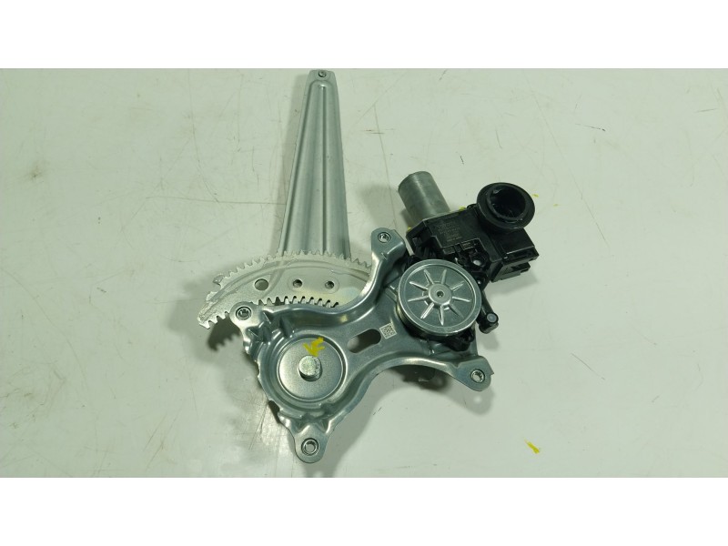 Recambio de elevalunas trasero derecho para toyota land cruiser (gdj250l) 2.8 d mhev referencia OEM IAM 6980360090 8572060420 