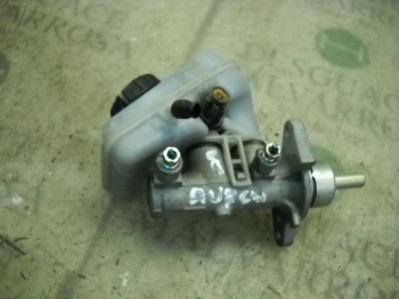 Recambio de bomba freno para opel combo (corsa c) familiar referencia OEM IAM   