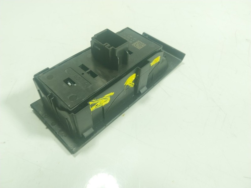 Recambio de mando elevalunas delantero izquierdo para skoda spaceback (5h) 1.0 tsi referencia OEM IAM  6V1959857A 