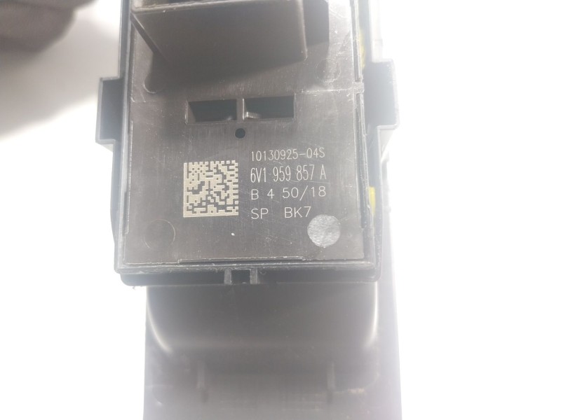 Recambio de mando elevalunas delantero izquierdo para skoda spaceback (5h) 1.0 tsi referencia OEM IAM  6V1959857A 