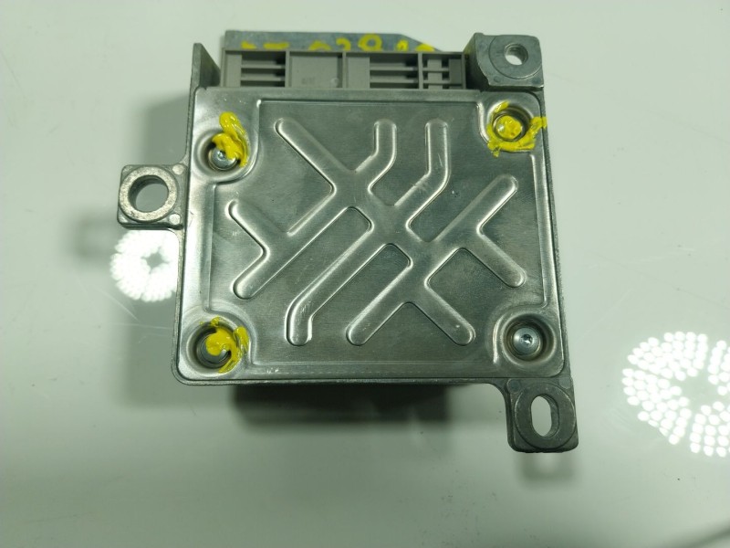 Recambio de centralita airbag para renault kangoo z.e. maxi 5-sitzer referencia OEM IAM  8201388835 