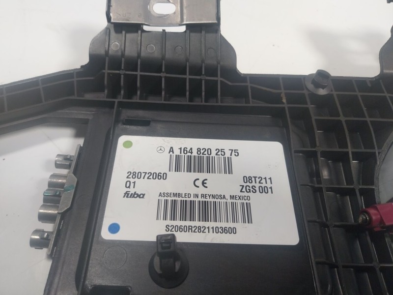 Recambio de antena para mercedes-benz clase m (w164) 6.2 v8 cat referencia OEM IAM  A1648202575 