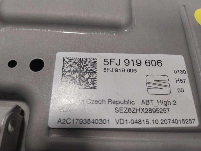 Recambio de pantalla multifuncion para seat ateca (kh7) fr go referencia OEM IAM 5FJ919606 5FJ919606 