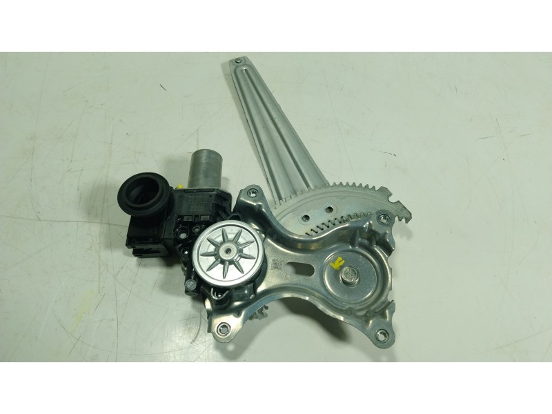Recambio de elevalunas trasero izquierdo para toyota land cruiser (gdj250l) 2.8 d mhev referencia OEM IAM 6980460090 8571060450 