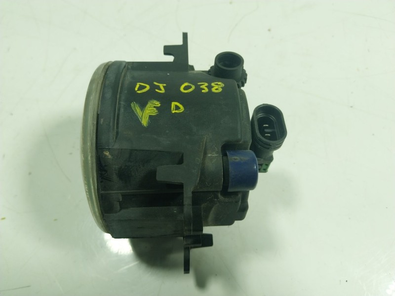 Recambio de faro antiniebla derecho para renault kangoo z.e. maxi 5-sitzer referencia OEM IAM  820074008 