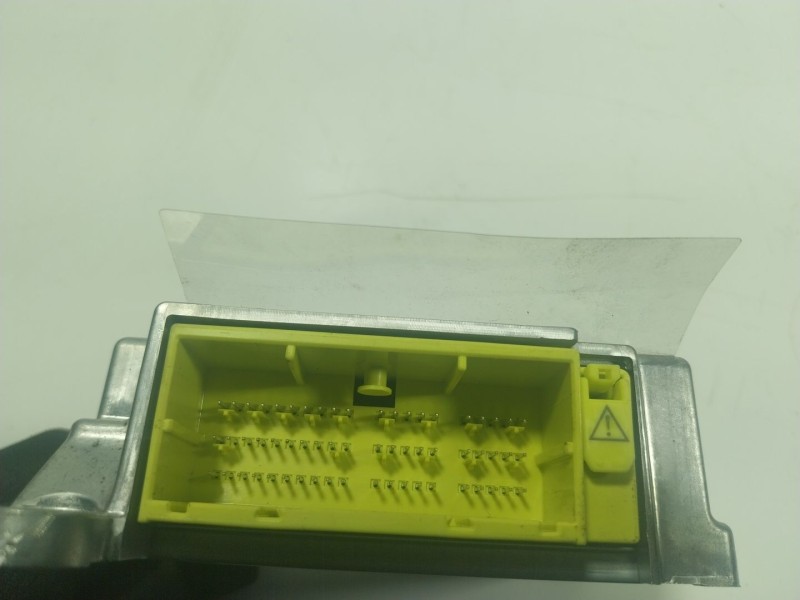 Recambio de centralita airbag para citroën c-zero seduction referencia OEM IAM  8635A387 