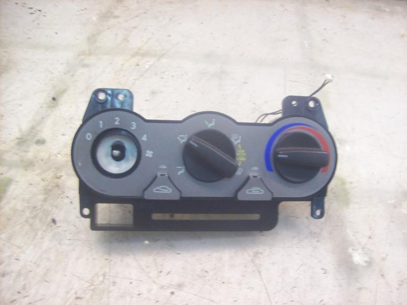 Recambio de mando calefaccion / aire acondicionado para hyundai accent (lc) gls referencia OEM IAM 9725025350  