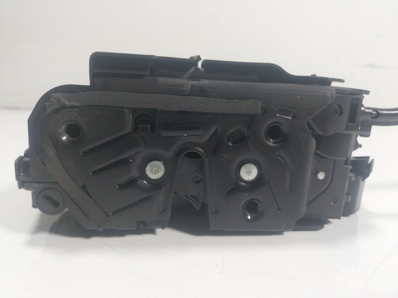 Recambio de cerradura puerta trasera derecha para skoda spaceback (5h) 1.0 tsi referencia OEM IAM  5TA839016E 