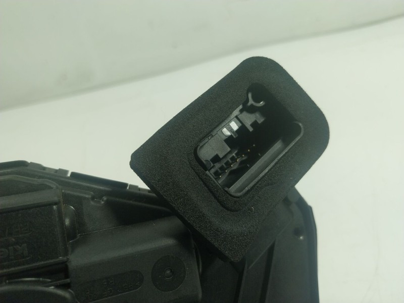 Recambio de cerradura puerta trasera derecha para skoda spaceback (5h) 1.0 tsi referencia OEM IAM  5TA839016E 