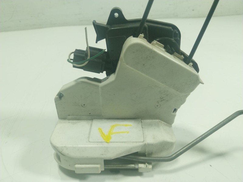 Recambio de cerradura puerta trasera izquierda para citroën c-zero seduction referencia OEM IAM   