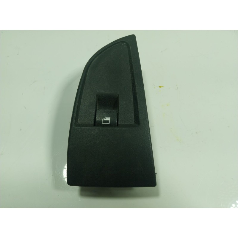 Recambio de mando elevalunas delantero derecho para bmw i3 (i01) 125 kw referencia OEM IAM  9208107 