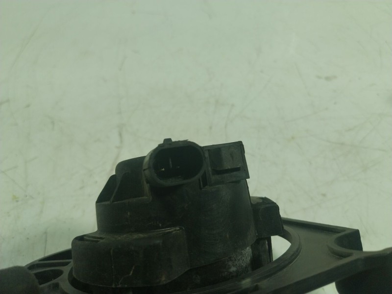 Recambio de faro antiniebla izquierdo para fiat nuova 500 (150) 1.2 cat referencia OEM IAM  478588426 