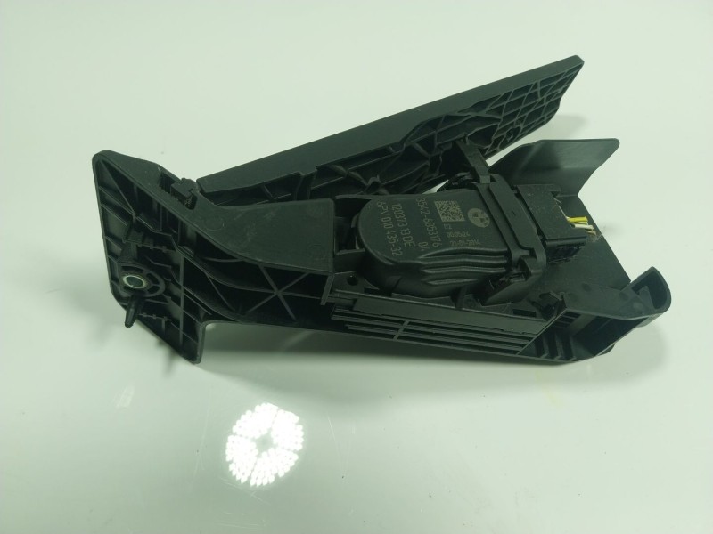 Recambio de potenciometro pedal para bmw i3 (i01) 125 kw referencia OEM IAM  6853176 