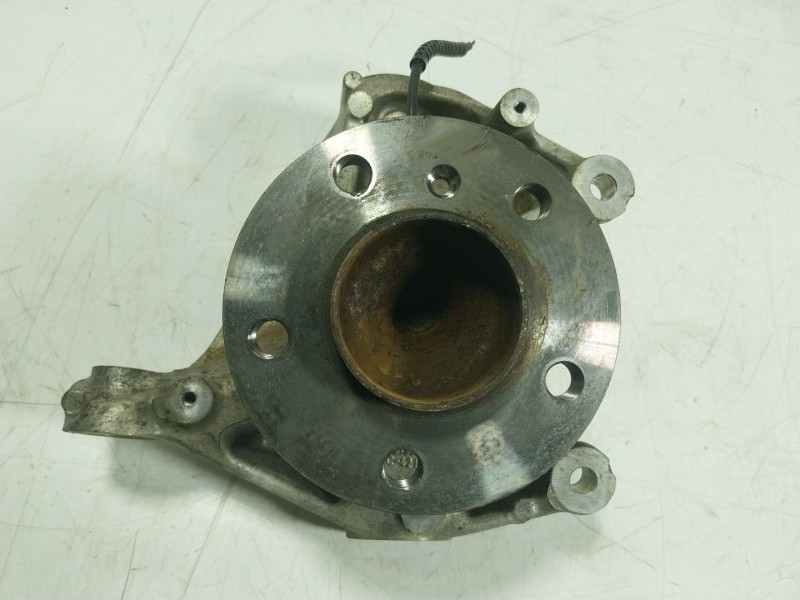 Recambio de mangueta delantera izquierda para bmw i3 (i01) 125 kw referencia OEM IAM  685215902 