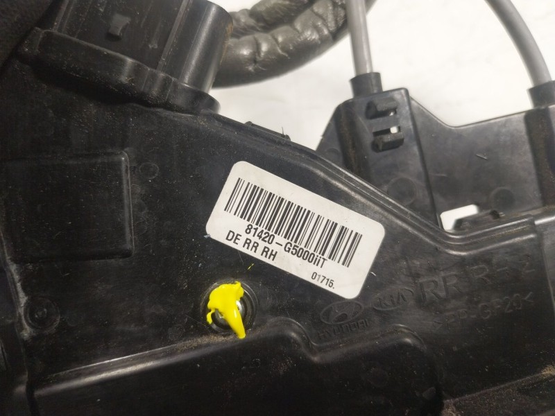 Recambio de cerradura puerta trasera derecha para kia niro concept referencia OEM IAM  81420G5000IIT 