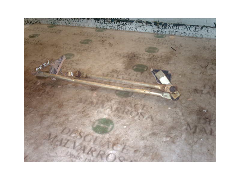 Recambio de articulacion limpia delantero para nissan serena (c23m) 1.6 slx kat referencia OEM IAM   