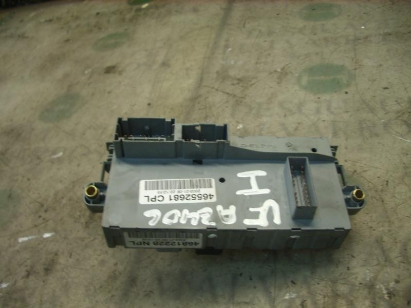 Recambio de caja reles / fusibles para fiat doblo cargo (223) 1.9 d furg. referencia OEM IAM   