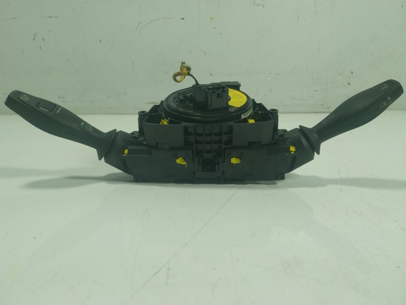 Recambio de mando intermitentes para ford transit courier 1.5 tdci cat referencia OEM IAM  8A6T13335BC 