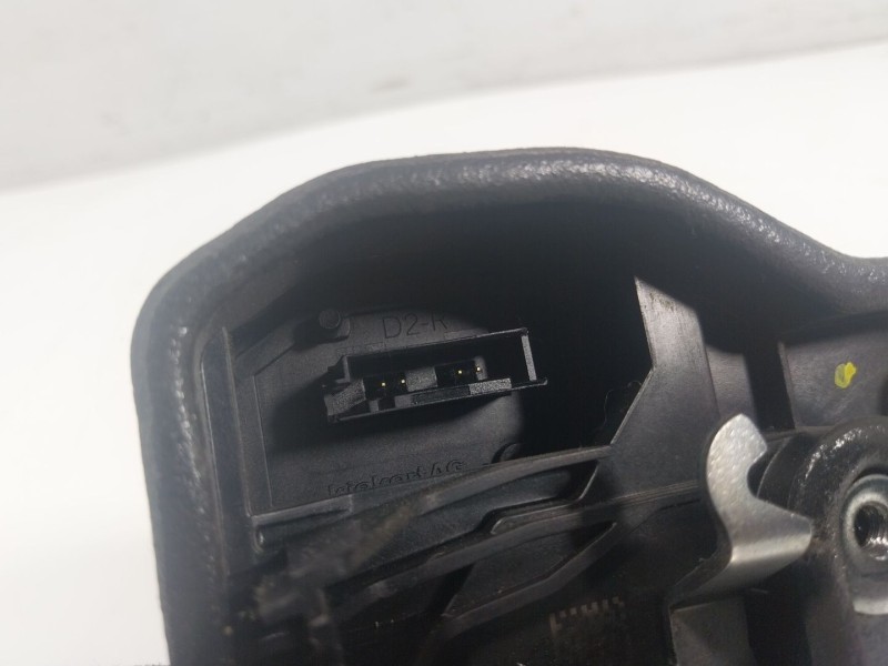 Recambio de cerradura puerta delantera derecha para bmw serie 5 lim. (f10) 3.0 turbodiesel referencia OEM IAM  7229458 