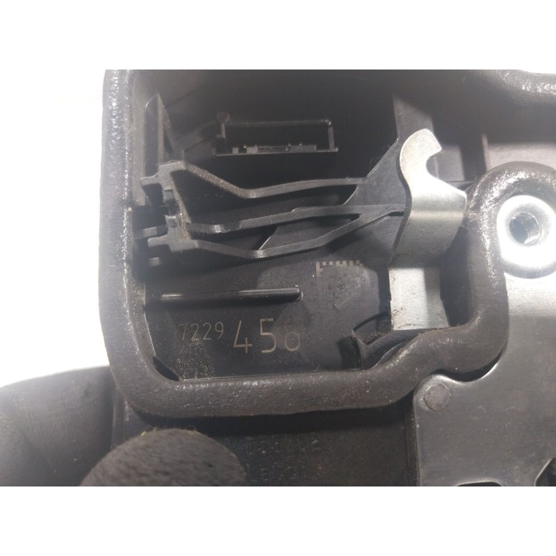 Recambio de cerradura puerta delantera derecha para bmw serie 5 lim. (f10) 3.0 turbodiesel referencia OEM IAM  7229458 
