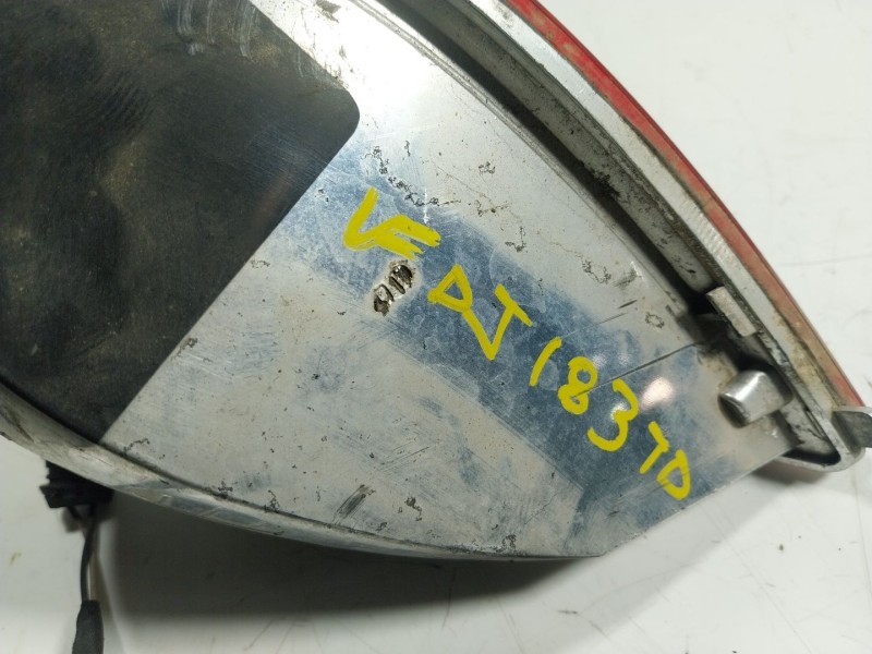 Recambio de piloto marcha atras para renault zoe life referencia OEM IAM   