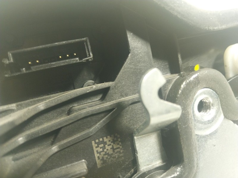 Recambio de cerradura puerta trasera derecha para bmw serie 5 lim. (f10) 3.0 turbodiesel referencia OEM IAM  7229460 