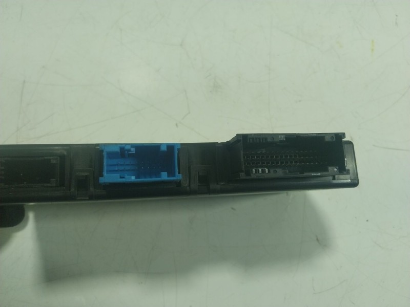 Recambio de modulo electronico para bmw serie 5 lim. (f10) 3.0 turbodiesel referencia OEM IAM  9266409 