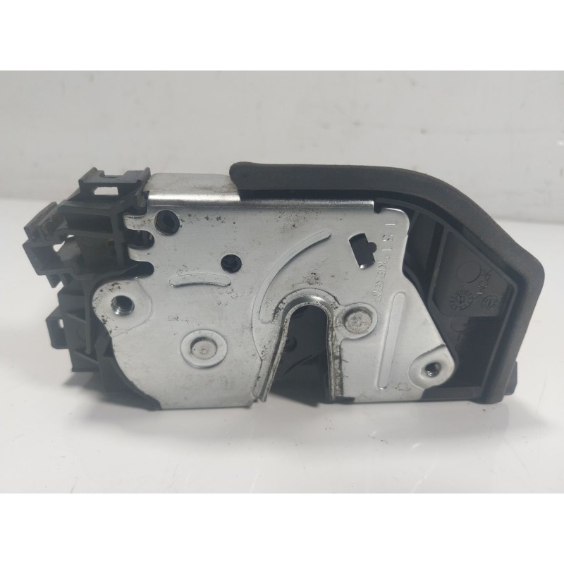 Recambio de cerradura puerta delantera izquierda para bmw serie 5 lim. (f10) 3.0 turbodiesel referencia OEM IAM  7229461 