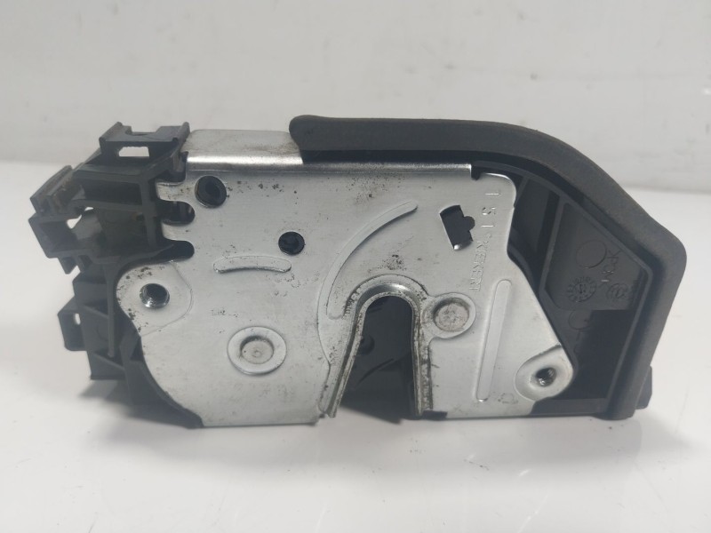 Recambio de cerradura puerta delantera izquierda para bmw serie 5 lim. (f10) 3.0 turbodiesel referencia OEM IAM  7229461 