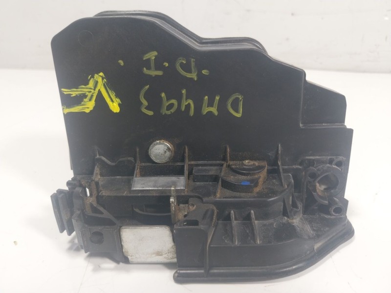 Recambio de cerradura puerta delantera izquierda para bmw serie 5 lim. (f10) 3.0 turbodiesel referencia OEM IAM  7229461 